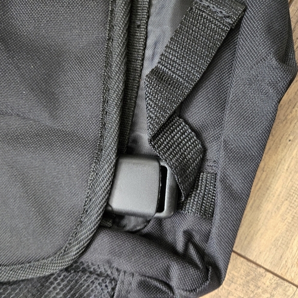 Disney Black Messenger Bag, Tons Of Pockets! - Picture 5 of 12